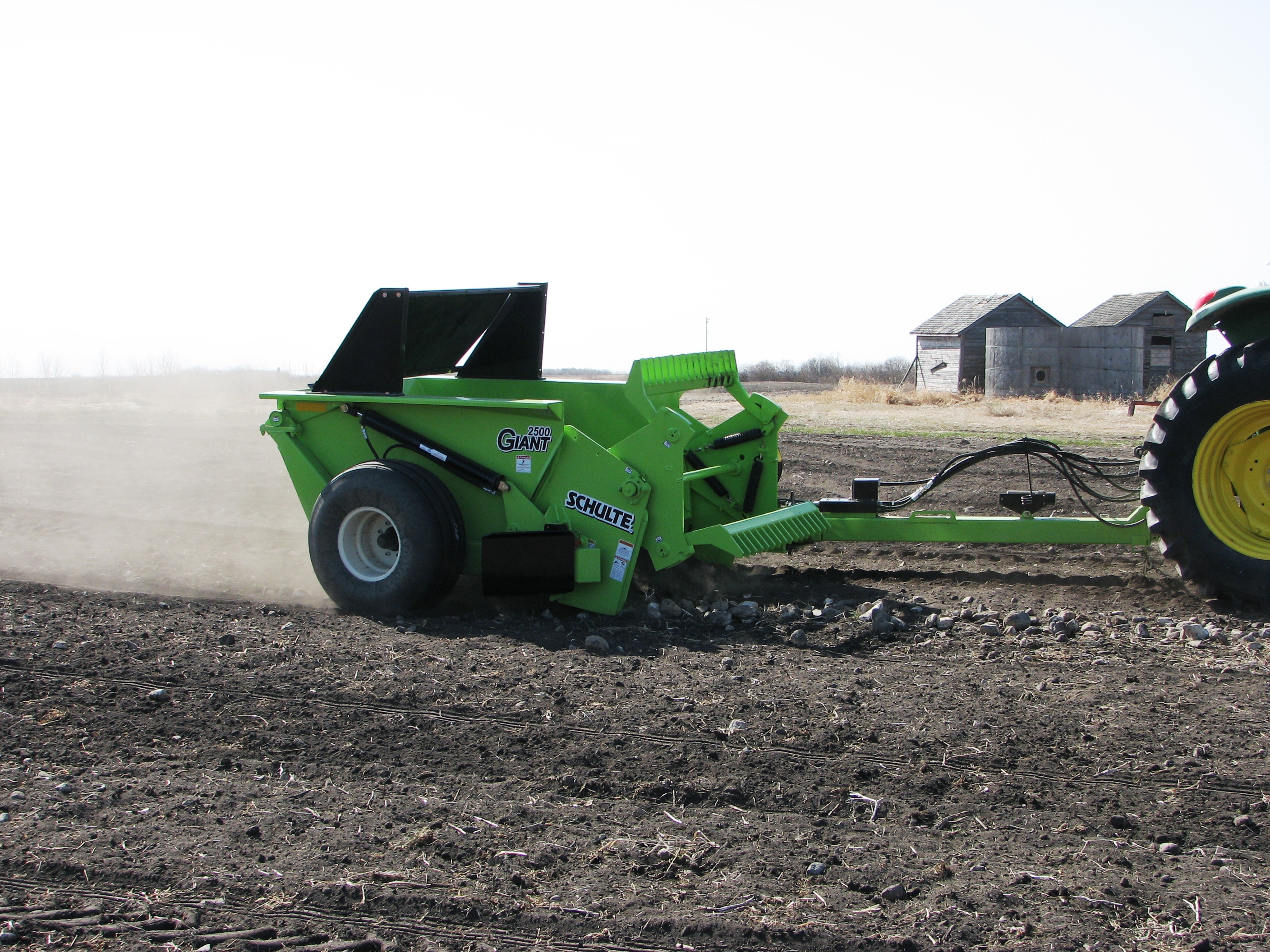 Rock Picker 3.2 Cu Yds